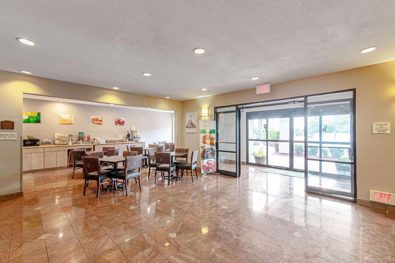 Quality Suites Austin Exterior foto
